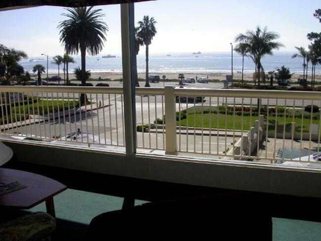 Cabrillo Inn At The Beach Santa Barbara Bagian luar foto